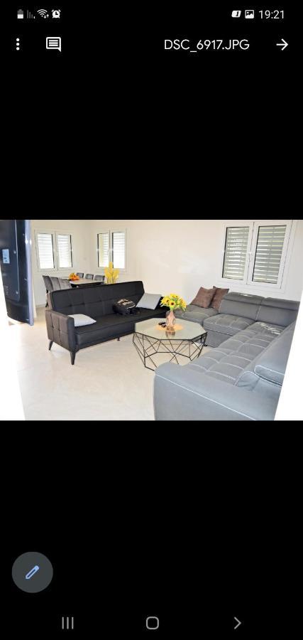 Suit November Majdal Shams Extérieur photo
